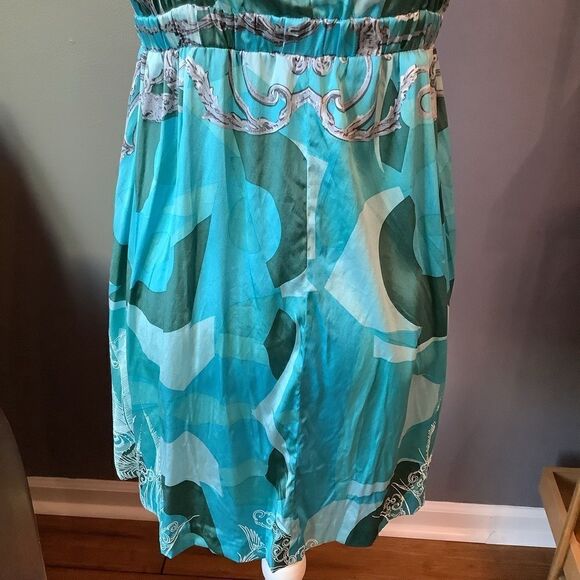 Ruthless Art Silk Babydoll Dress 🤩🫶🏽❤️ - Picture 7 of 9